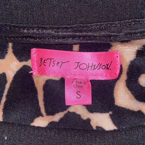 Betsey Johnson blouse faux velvet long sleeve crewneck animal print size small - Picture 7 of 9